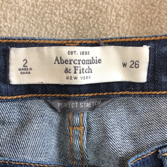 Abercrombie & Fitch Capris - Picture 4 of 4